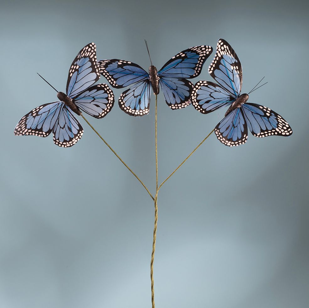 5" BLUE BUTTERFLY W 24" WIRE, 3 PCS