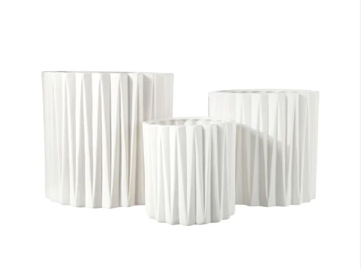 5” X 5” SMALL WHITE CERAMIC CYLINDER VERTICAL RIBBED PATTERN (sold by the piece, box has assorted sizes)