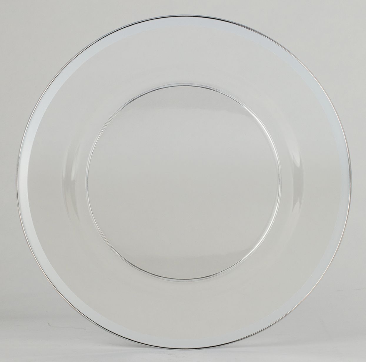 13" ROUND CLEAR CHARGER PLATE WITH SILVER EDGE PLASTIC