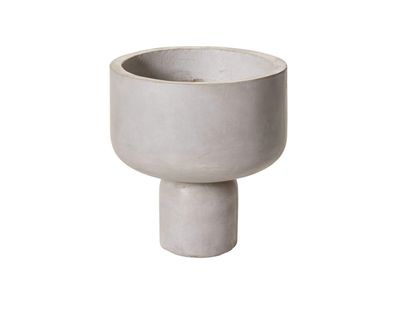 11”H X 10.5” GREY CONCRETE FRESNO PLANTER