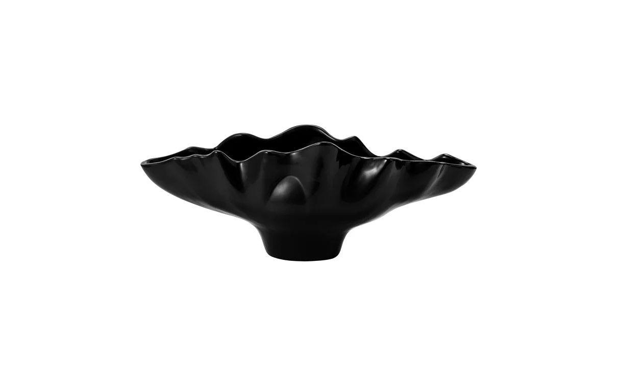 13.5" L x 5" W x 5.25" H Black Scallop Bowl