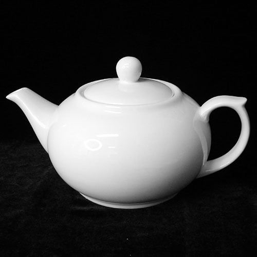 28 OZ WHITE TEAPOT