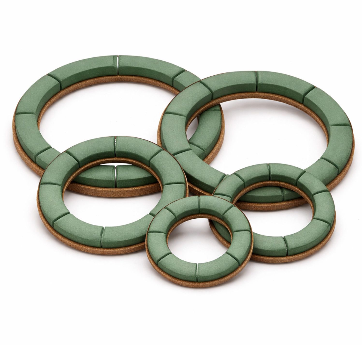 OASIS WREATHS AND RINGS