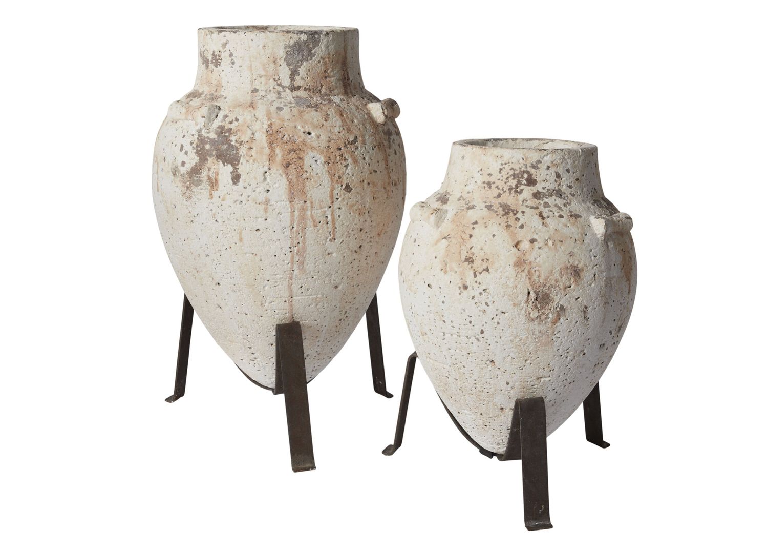 WHITE CONCRETE TUSCAN PLANT STAND