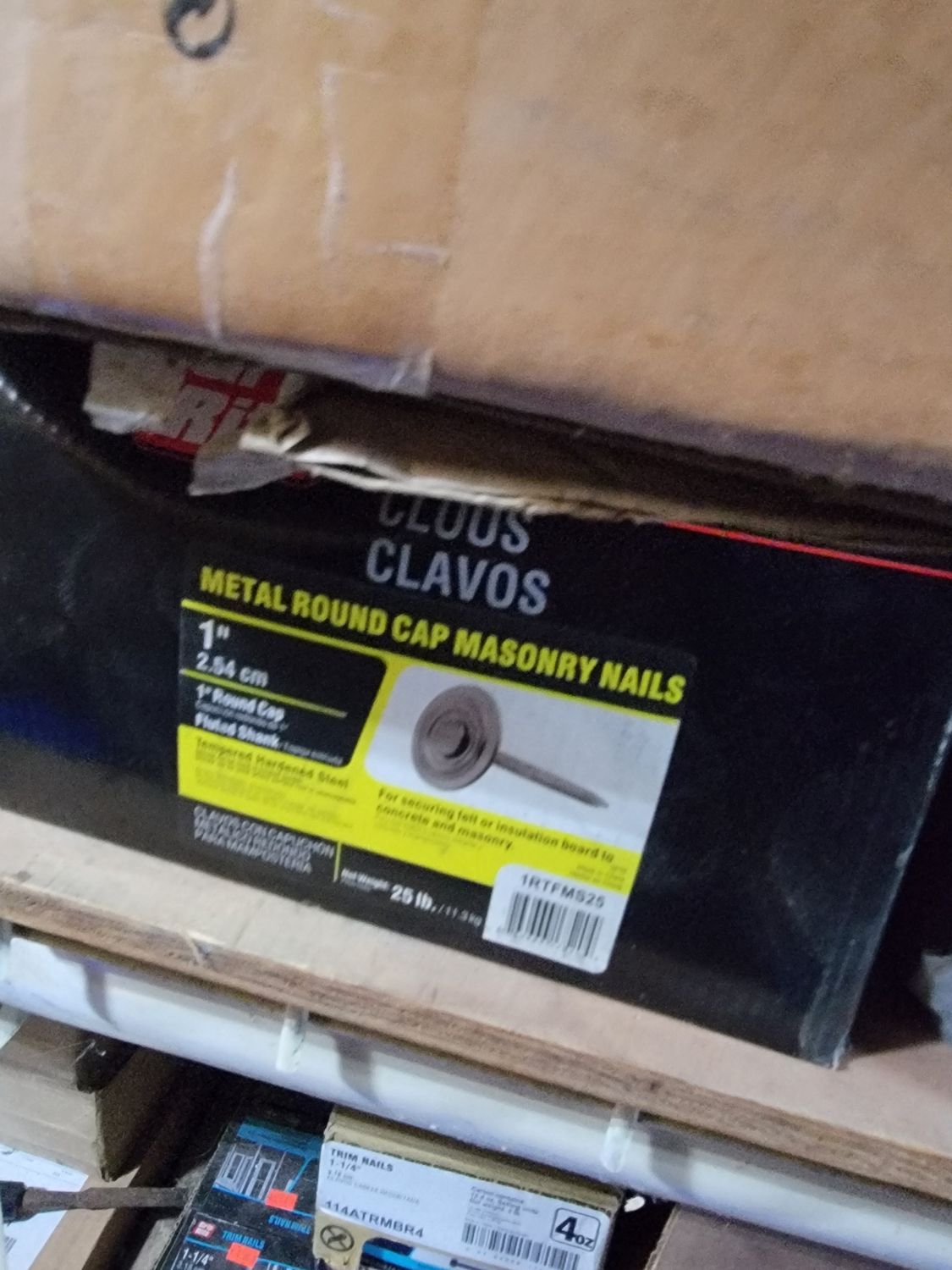 Metal round cap masonry nails.1-1/4"