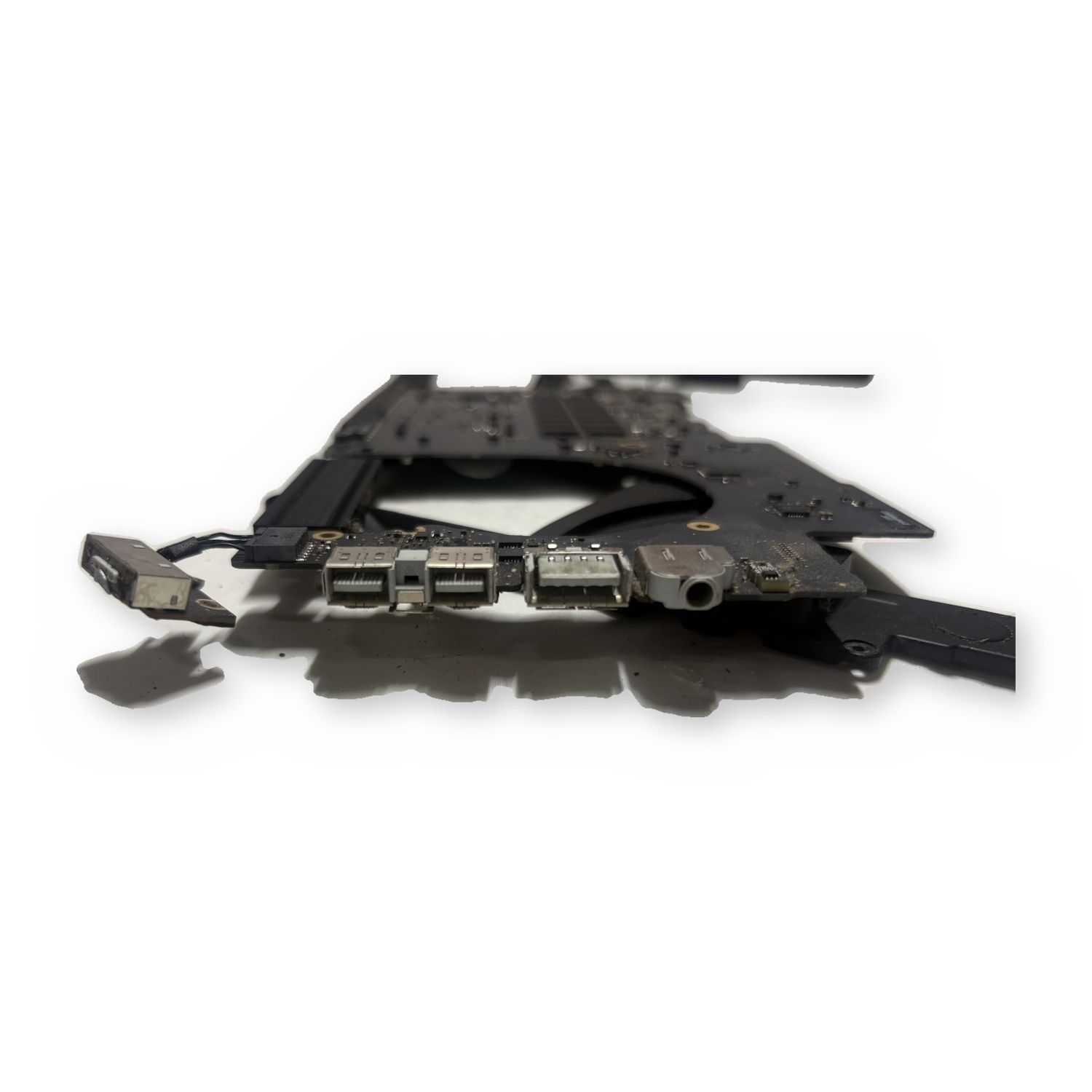 Apple MacBook Pro Logic Board Motherboard PCB A-Series Repair - For Parts / Not Working — photo 4