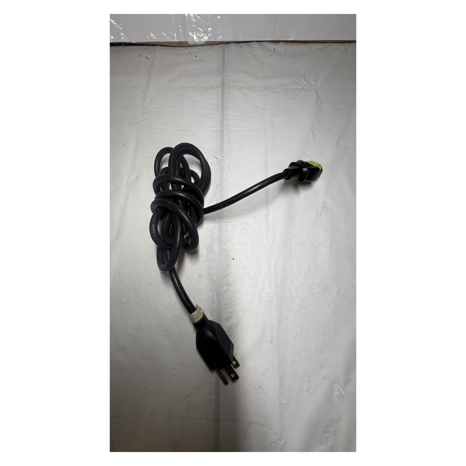 2-Prong AC Power Cord IEC C7 NEMA 1-15P Figure 8 Power Cable — photo 3