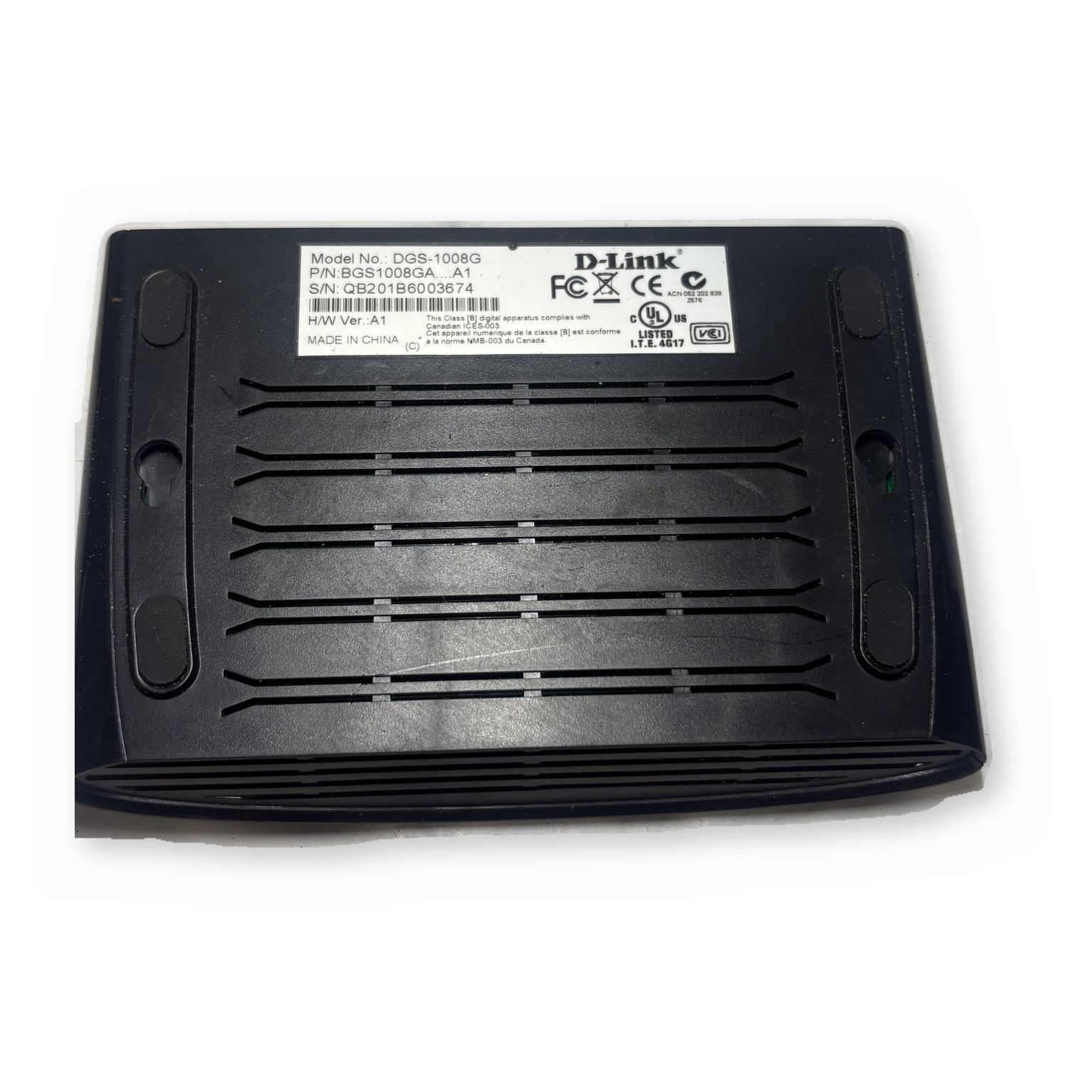D-Link dlinkgreen 8-Port Ethernet Network Switch 10/100 Unmanaged — photo 3