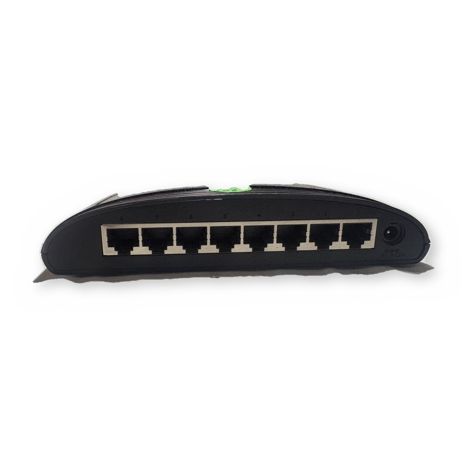 D-Link dlinkgreen 8-Port Ethernet Network Switch 10/100 Unmanaged — photo 4