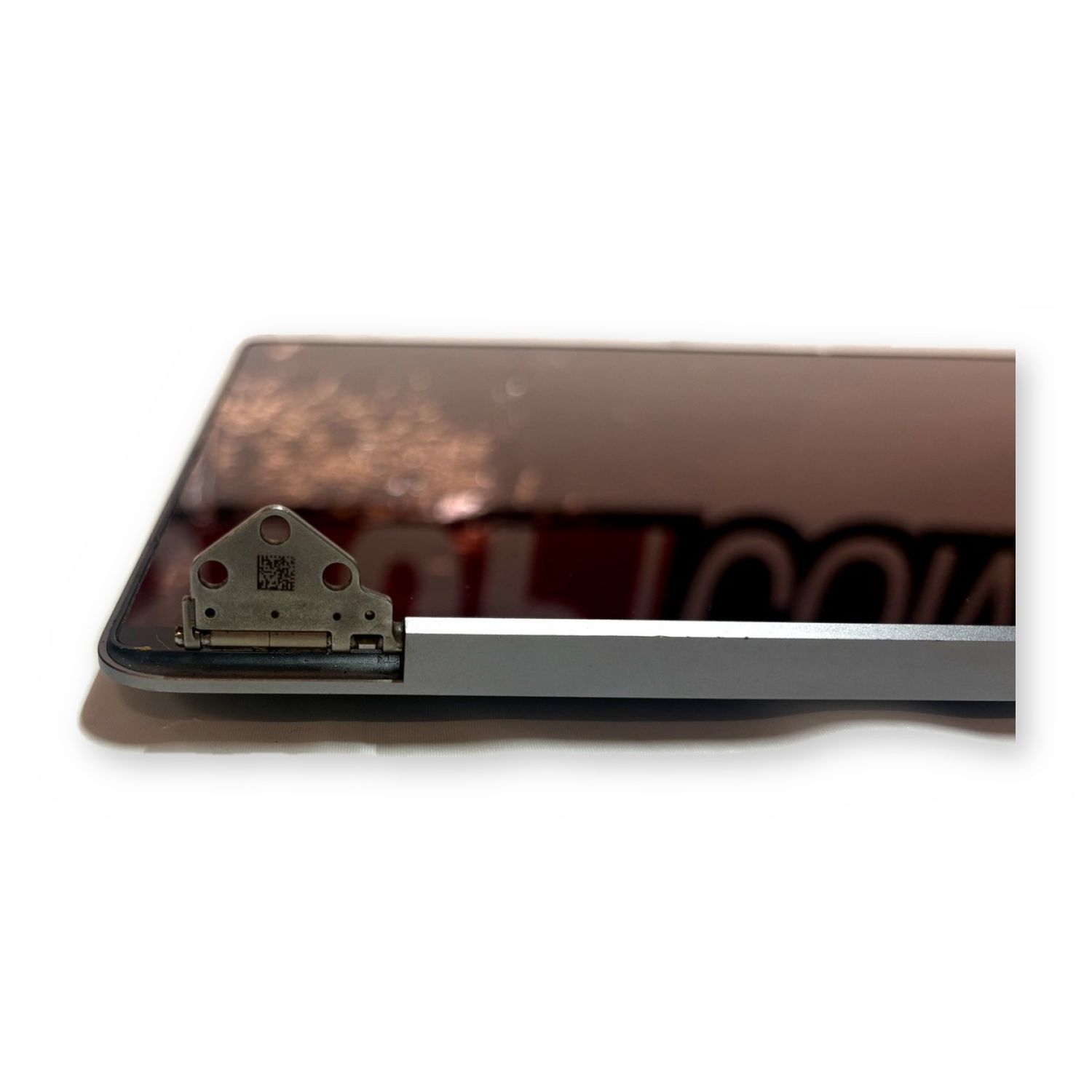Apple MacBook Pro 13" Display Assembly — photo 4