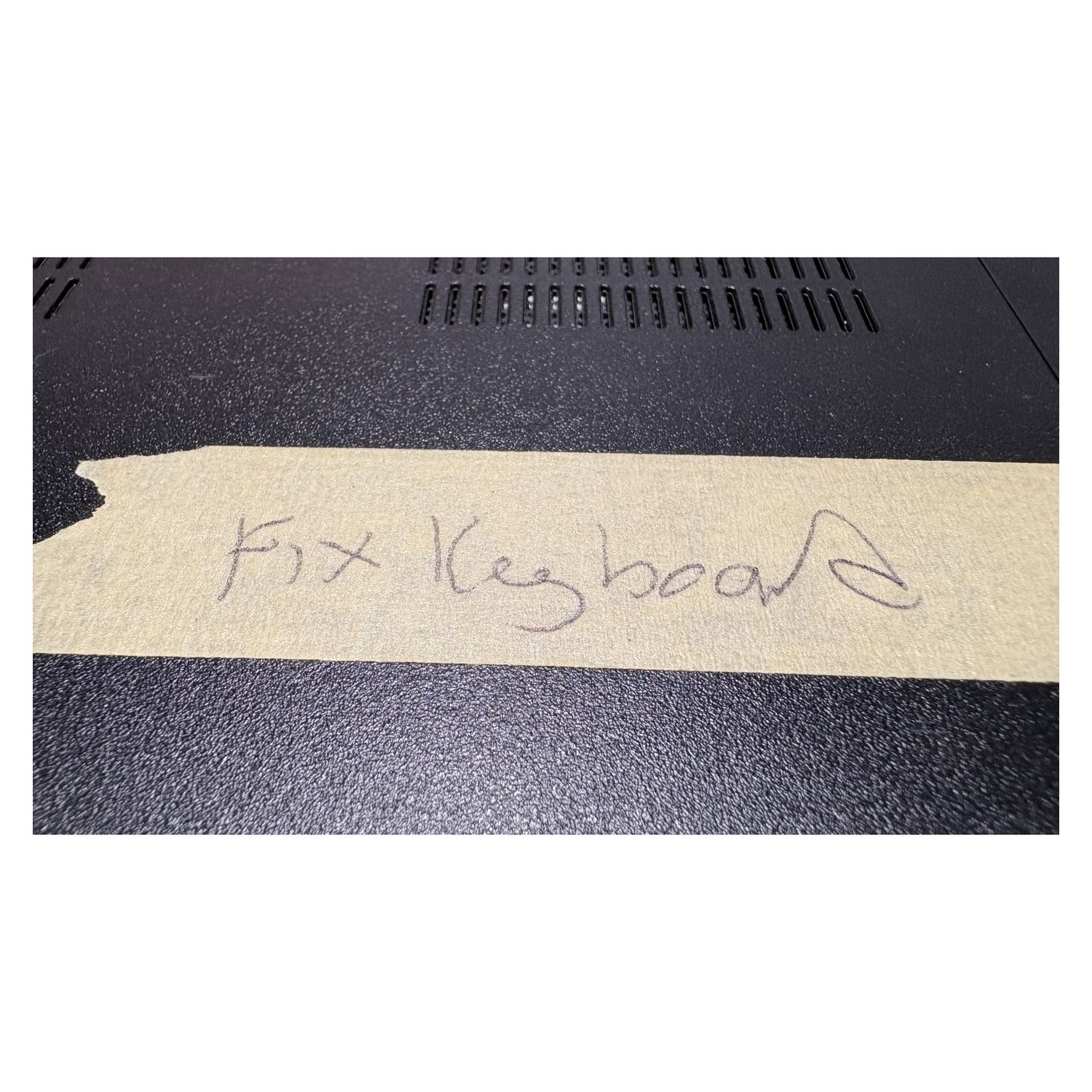 Refurbished Lenovo ThinkPad Edge E530c 15.6in i3-2328M 4GB Laptop - Keyboard Fault — photo 5