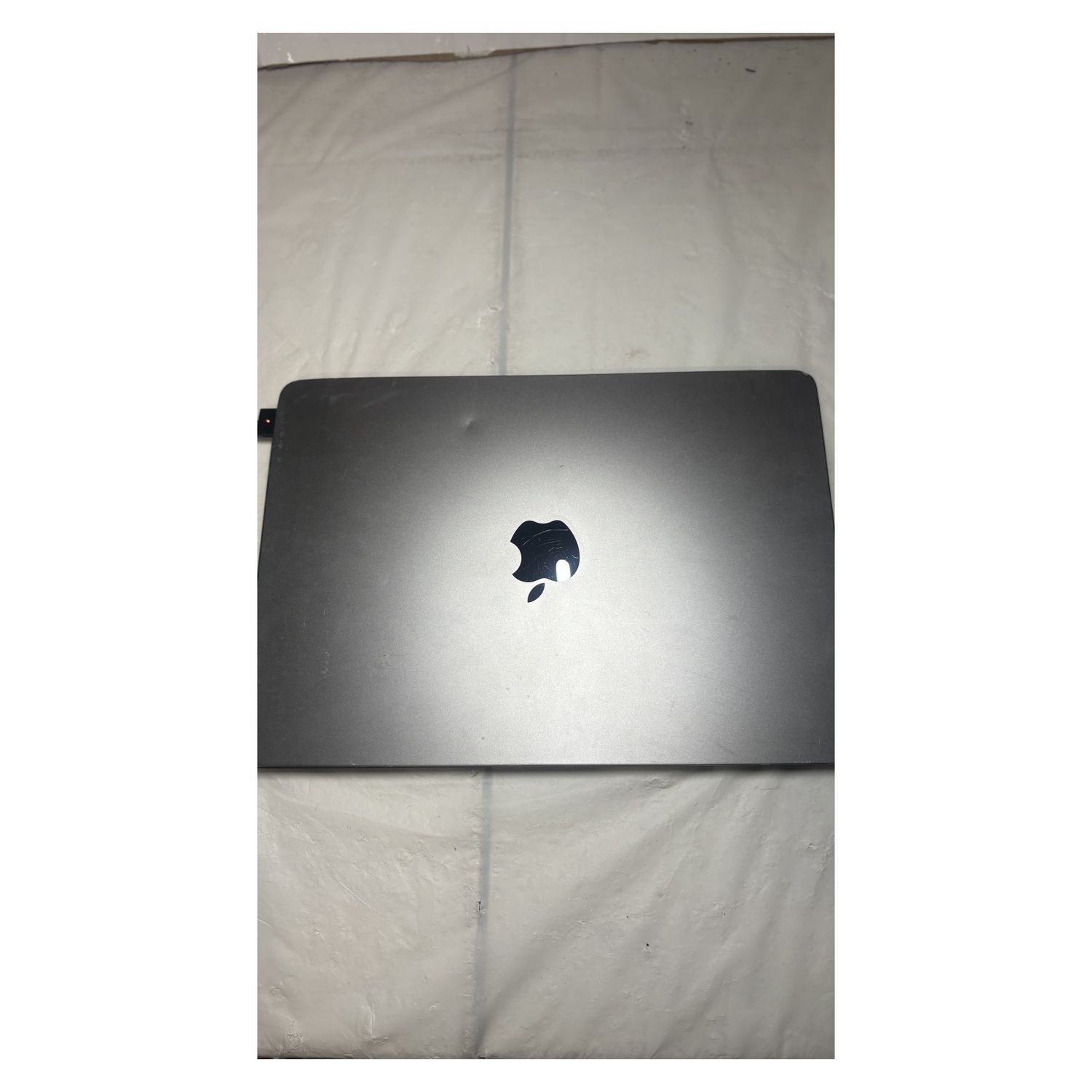Apple MacBook Pro 13 Space Gray Cracked Display Not Working - For Parts / Not Working — photo 4