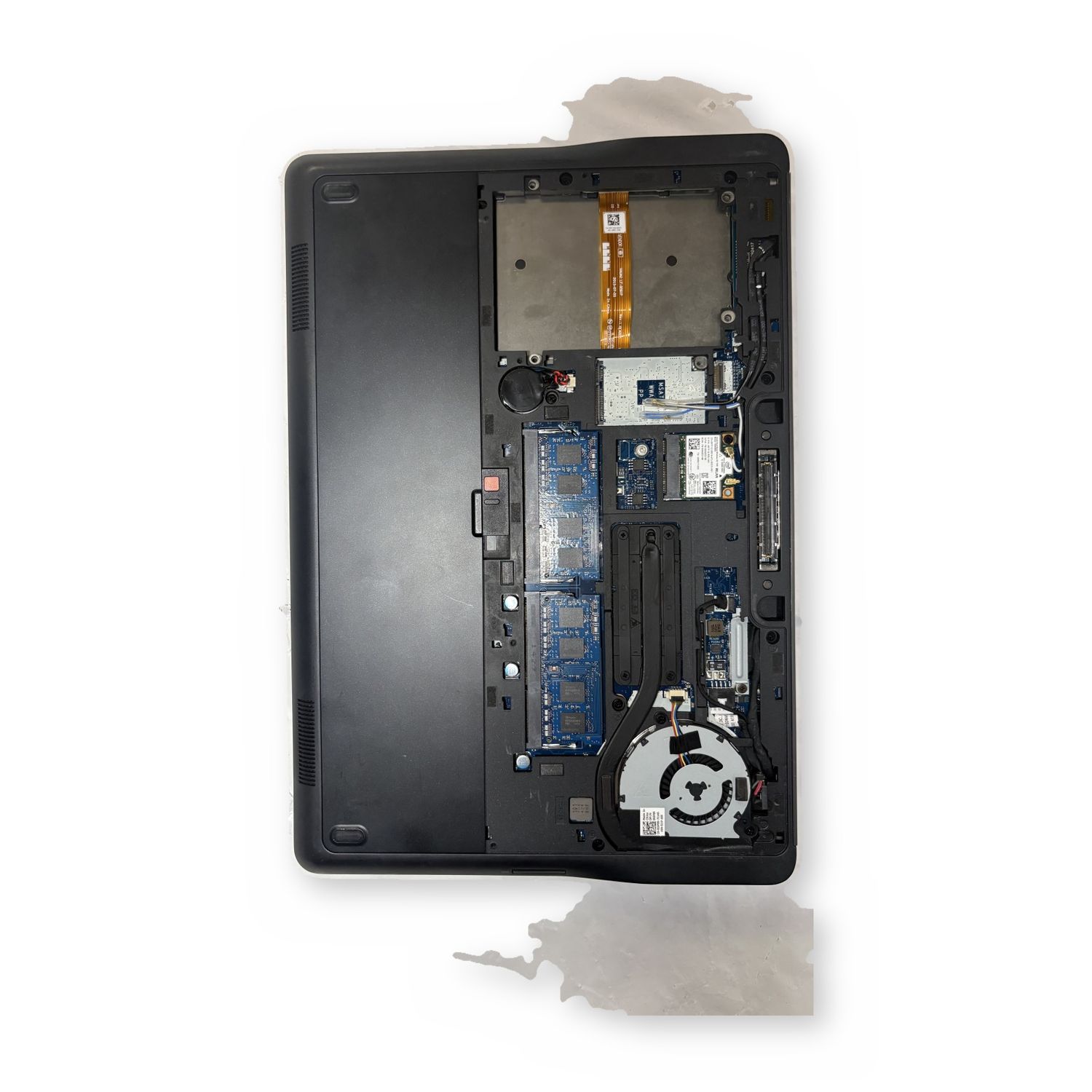 Dell Latitude E7440 14in Ultrabook - Missing Components Repair - For Parts / Not Working — photo 4