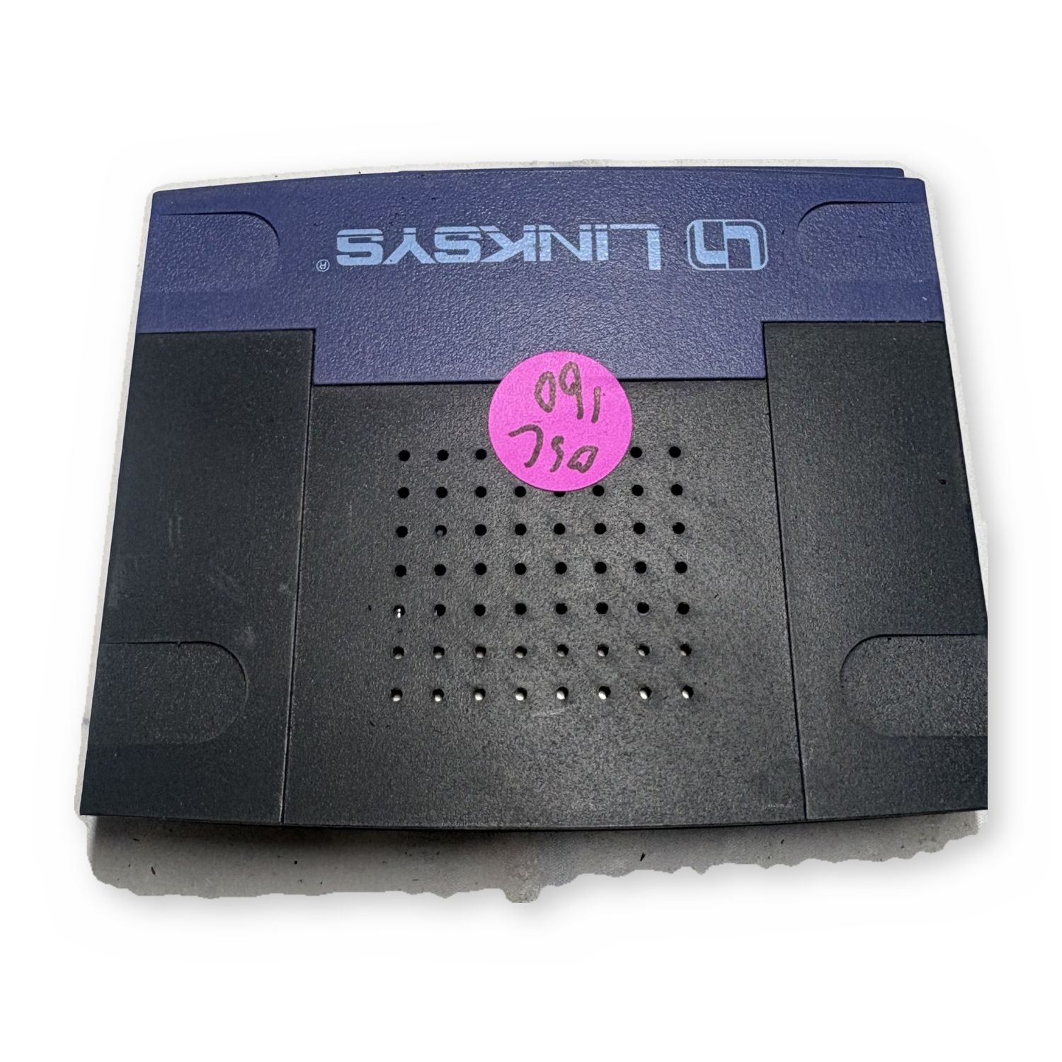 Linksys 8-Port Fast Ethernet Router Network Switch Blue Black — photo 2