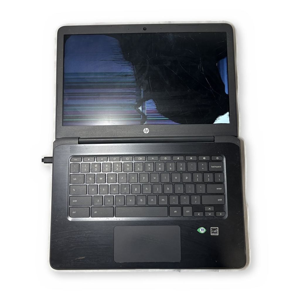 HP Chromebook 14A G5 14in Boots ON Cracked Screen AMD - /Repair - For Parts / Not Working — photo 1