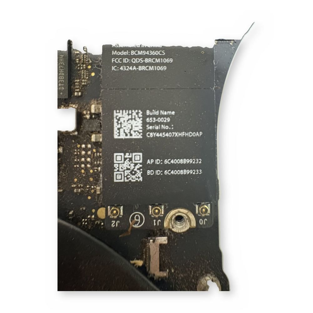 Apple MacBook Pro Logic Board Motherboard PCB Repair - For Parts / Not Working — photo 1