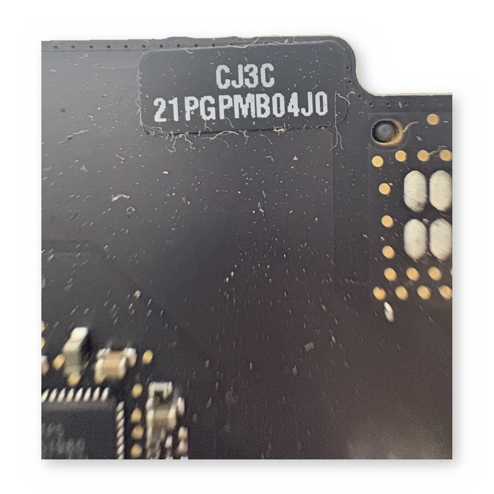 Apple MacBook Logic Board Motherboard PCB Later Generation Repair - For Parts / Not Working — photo 1