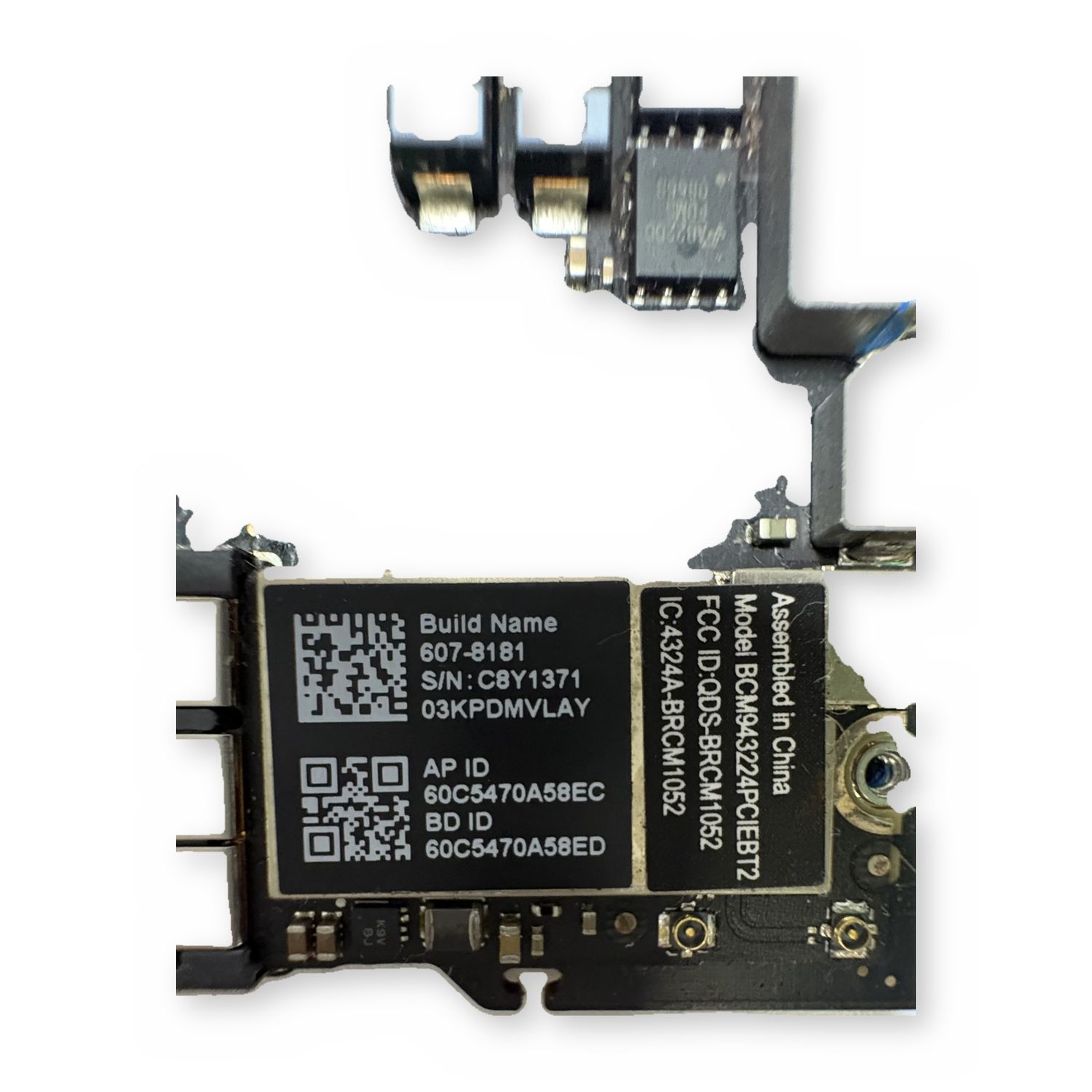 Apple MacBook Air Logic Board Motherboard PCB CPU Visible - For Parts / Not Working — photo 5