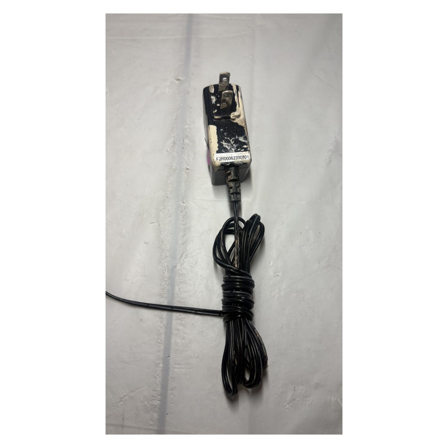 AC DC Power Adapter Wall Charger Barrel Connector - For Parts / Not Working — photo 3
