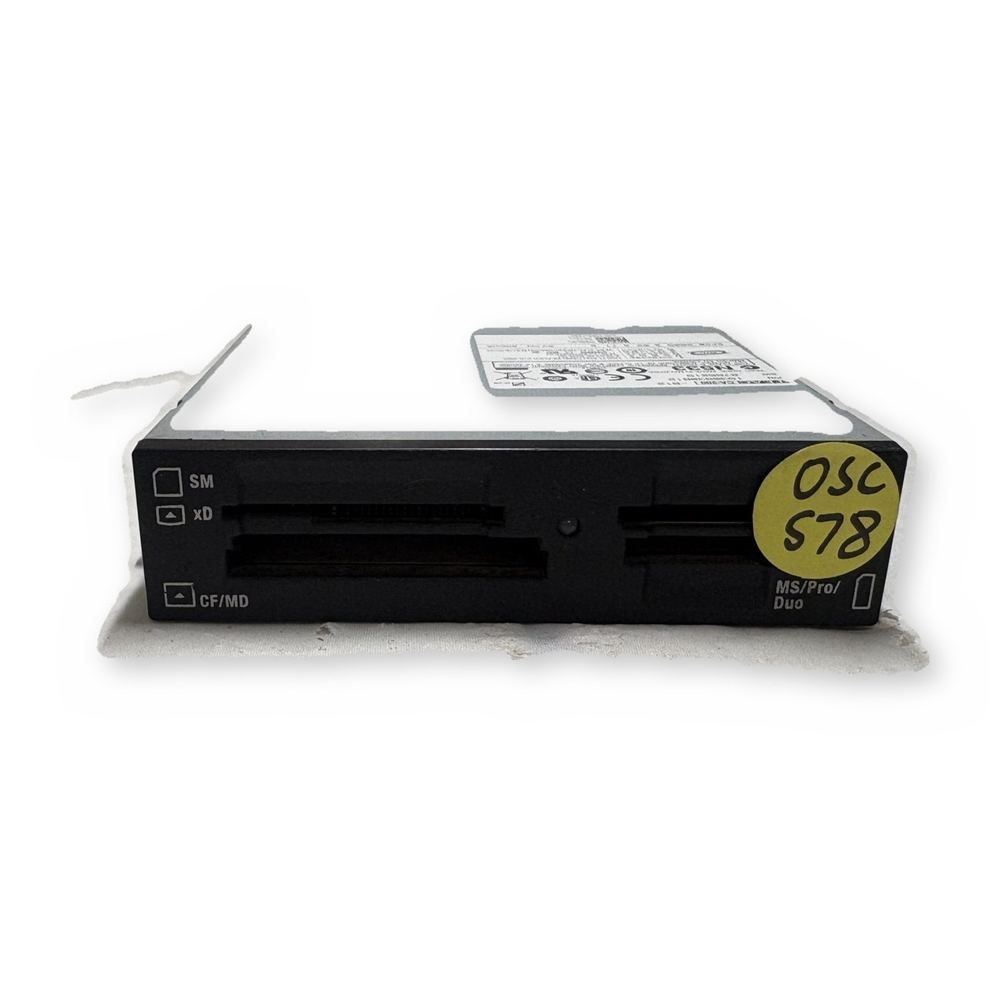 Internal 3.5 Multi Card Reader SM xD CF MD MS Pro Duo Desktop Bay — photo 1