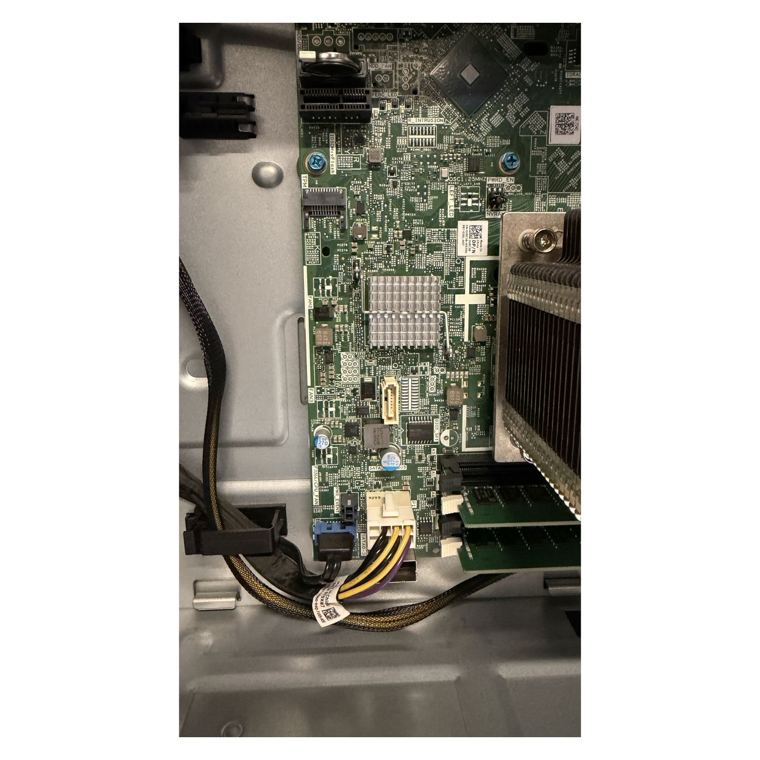 Refurbished Dell PowerEdge T340 Tower Server 16GB ECC 8-Bay + Windows Server 2025 Std — photo 6