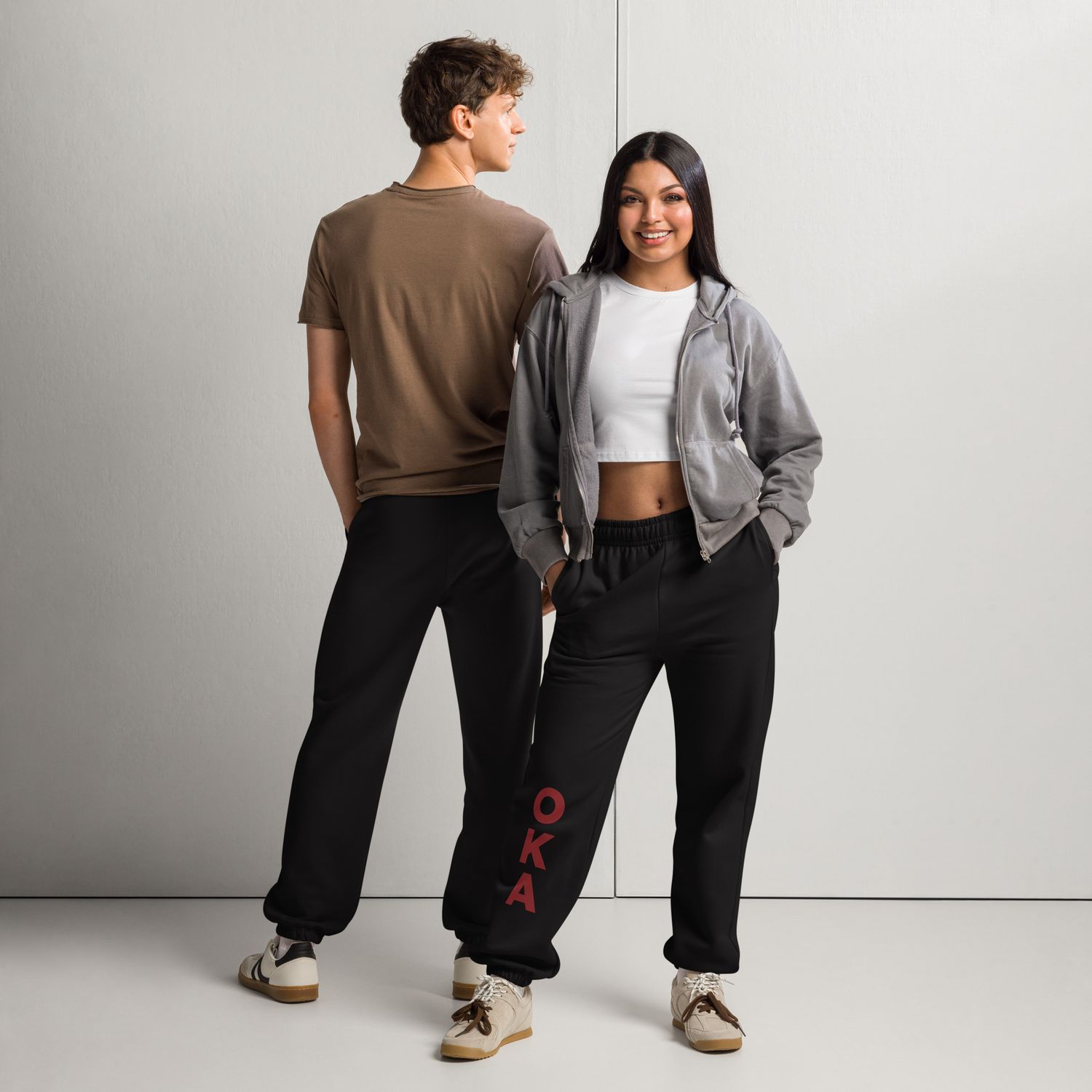 Oka Vertical Logo - Heavyweight sweatpants