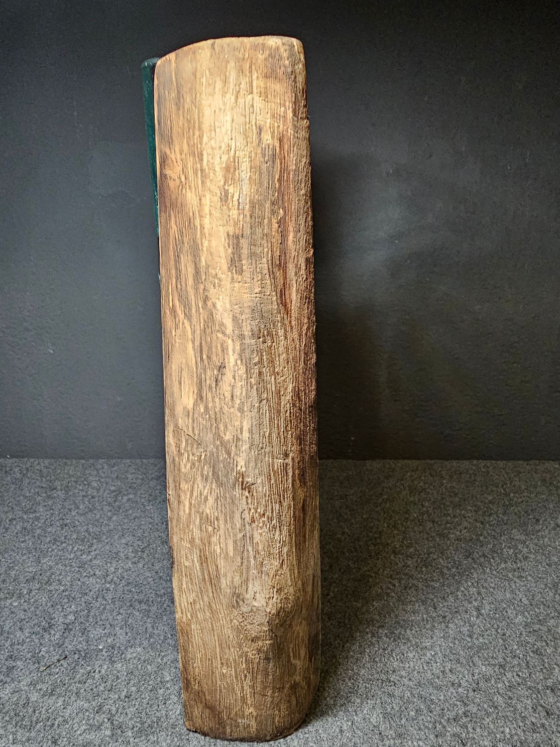 Szklany wazon w drzewie