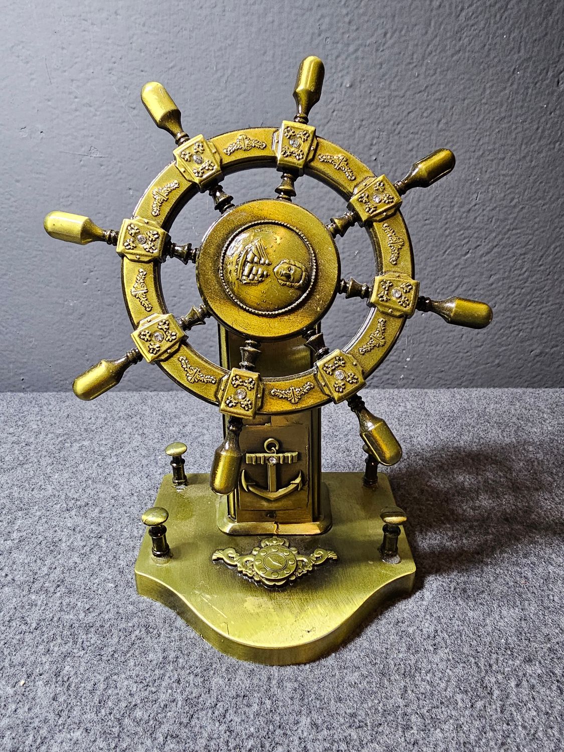 Obrotowy ster żeglarski