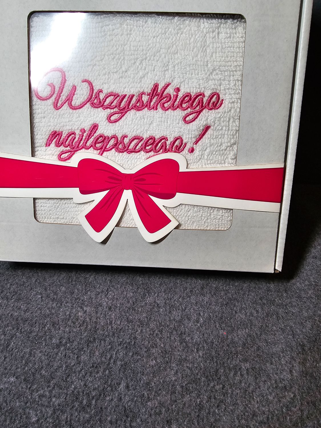 Ręcznik z haftem Wszystkiego najlepszego