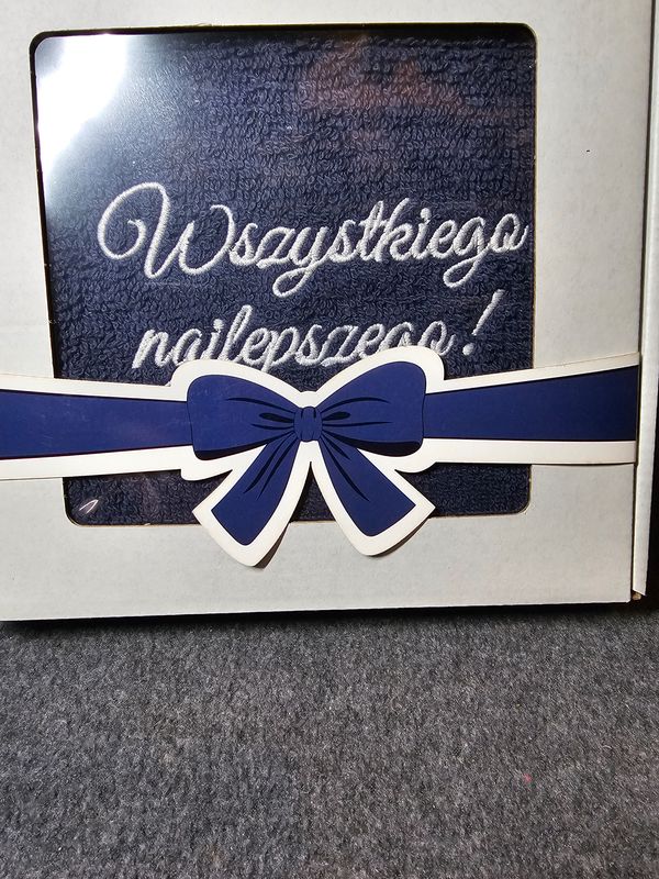 Ręcznik z haftem Wszystkiego najlepszego