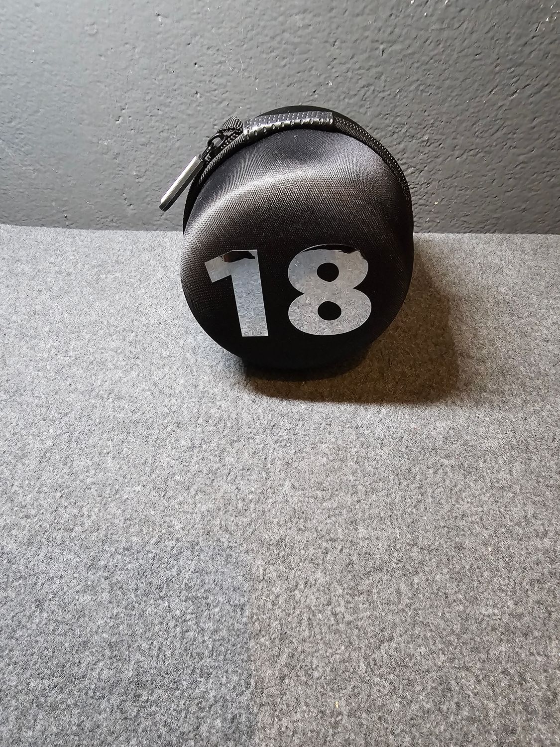 Szklanka w etui na 18 urodziny