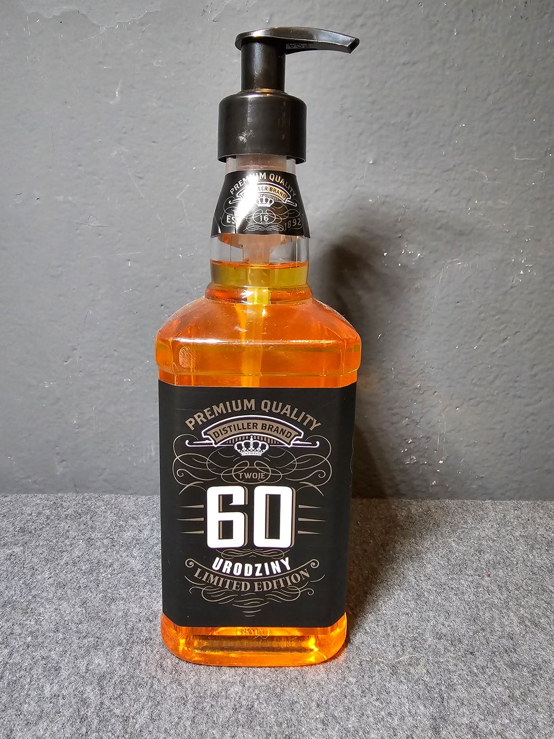 Mydło w płynie 60 urodziny