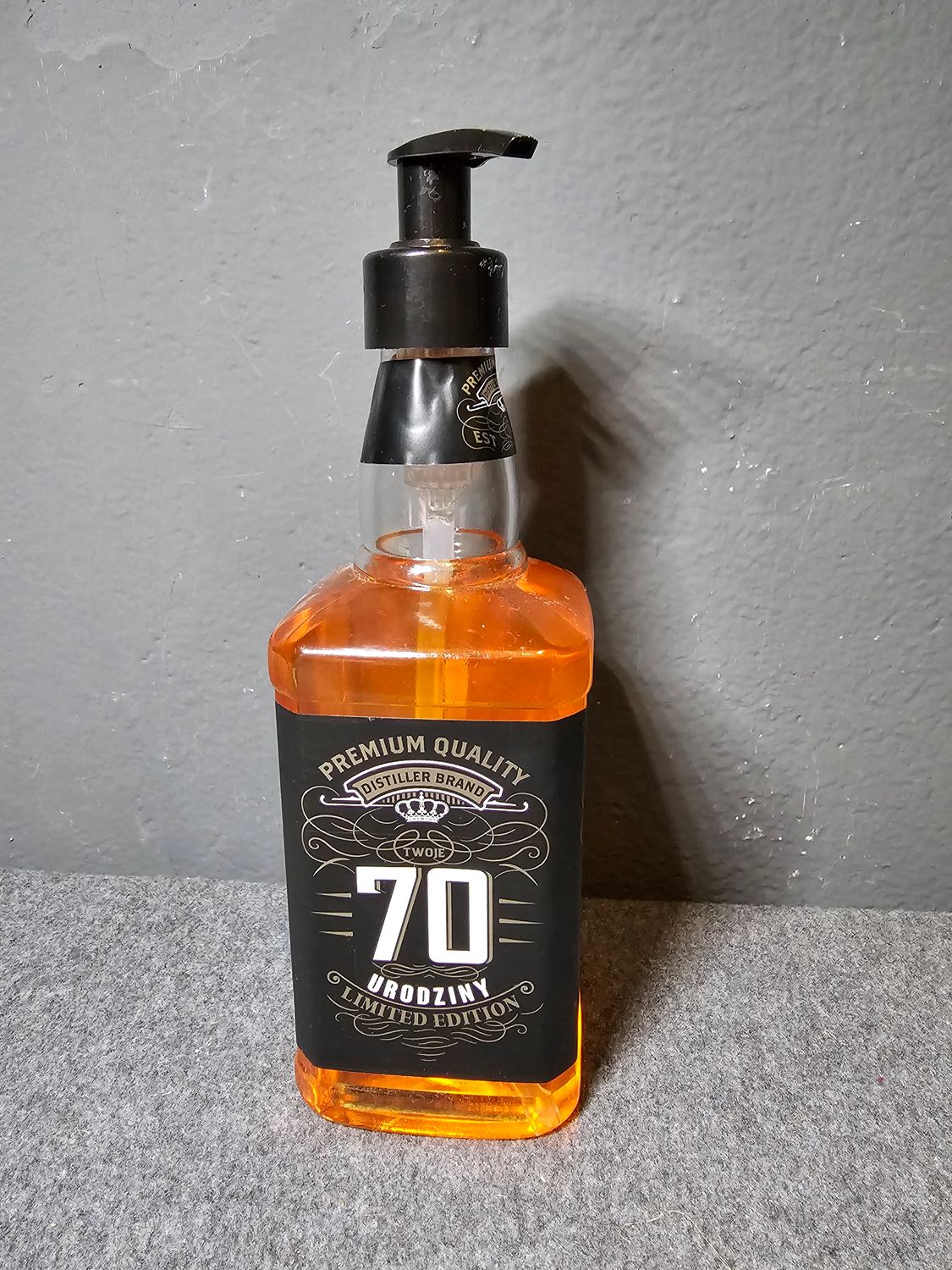 Mydło w płynie 70 urodziny