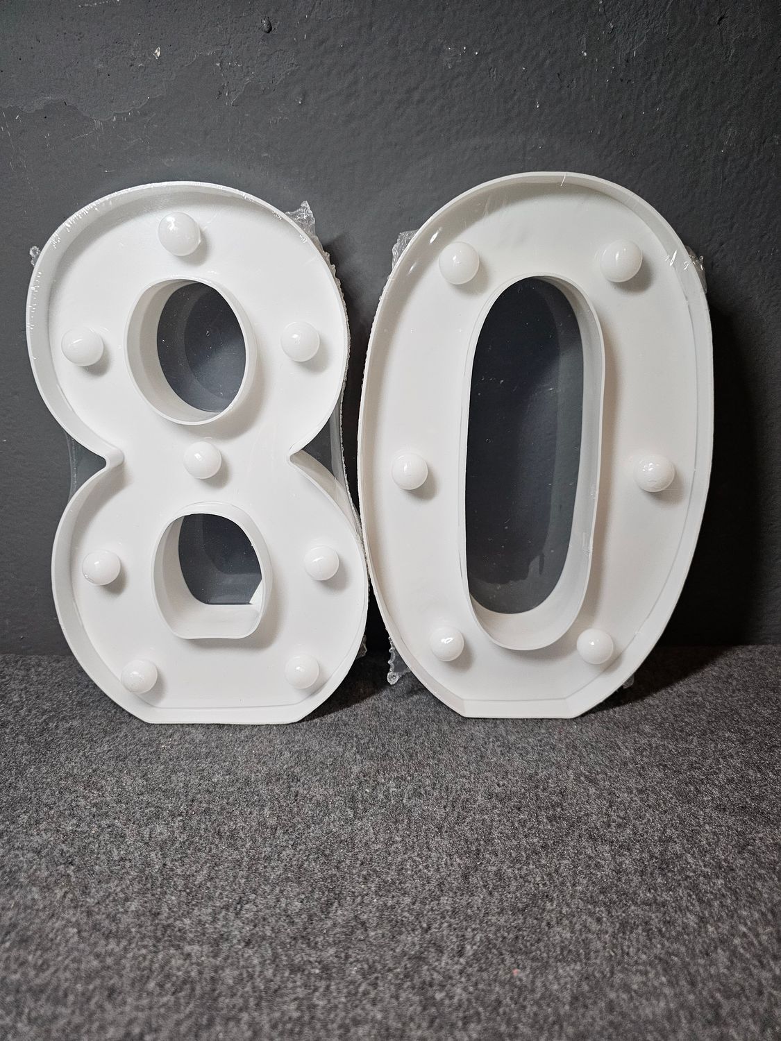 Cyfry LED 80 urodziny