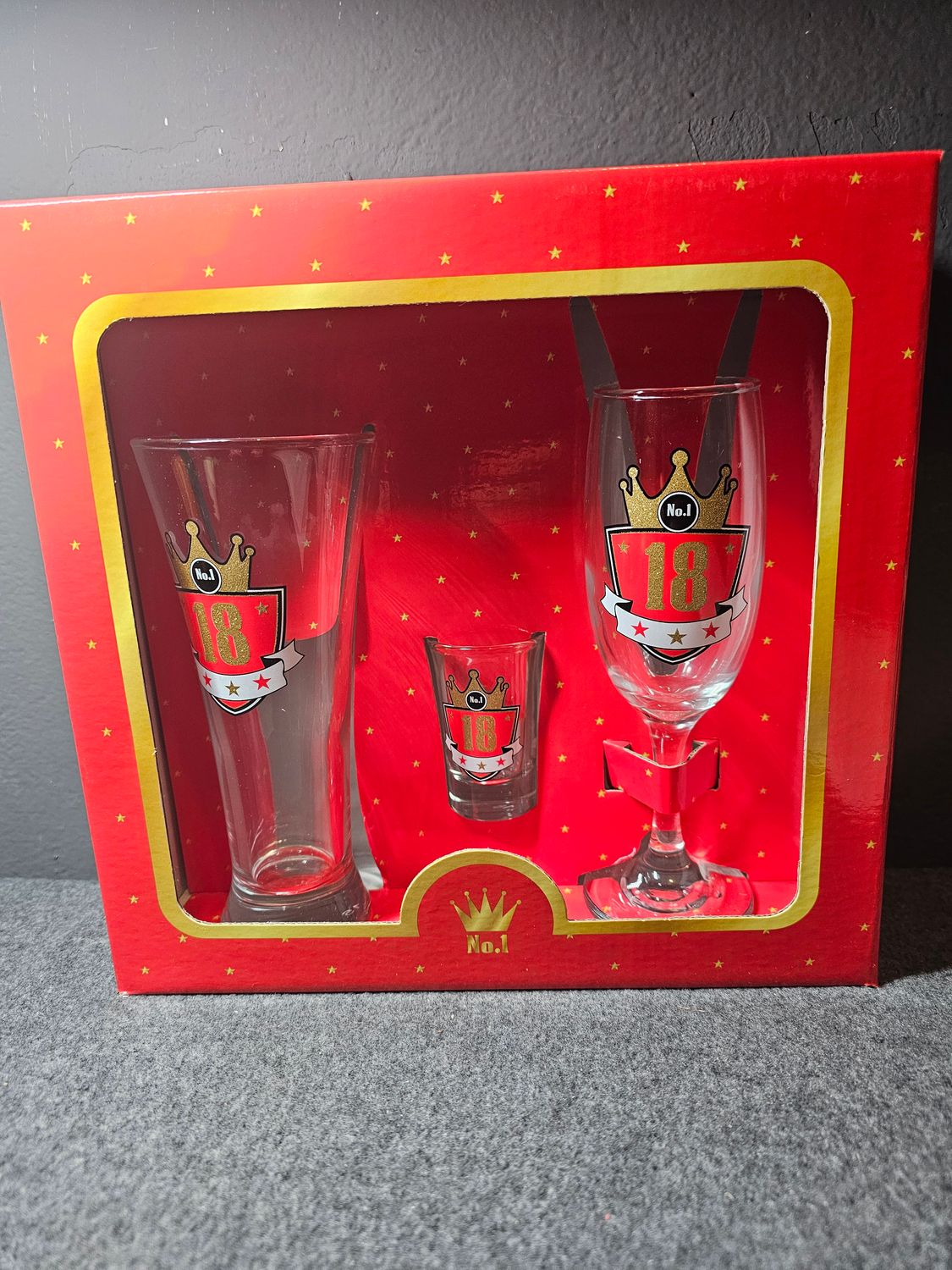 Zestaw urodzinowy na 18 urodziny