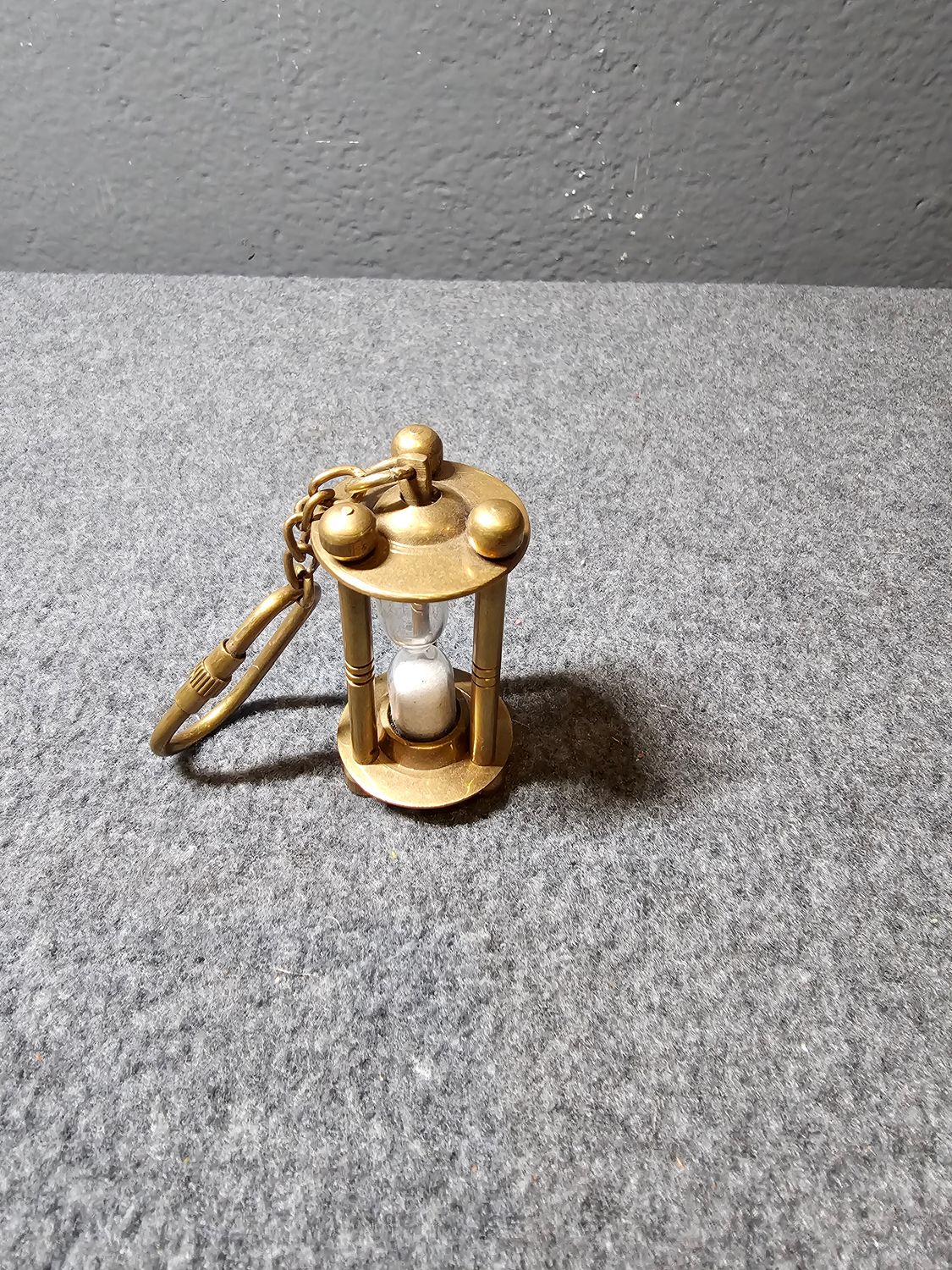 Brelok do kluczy klepsydra