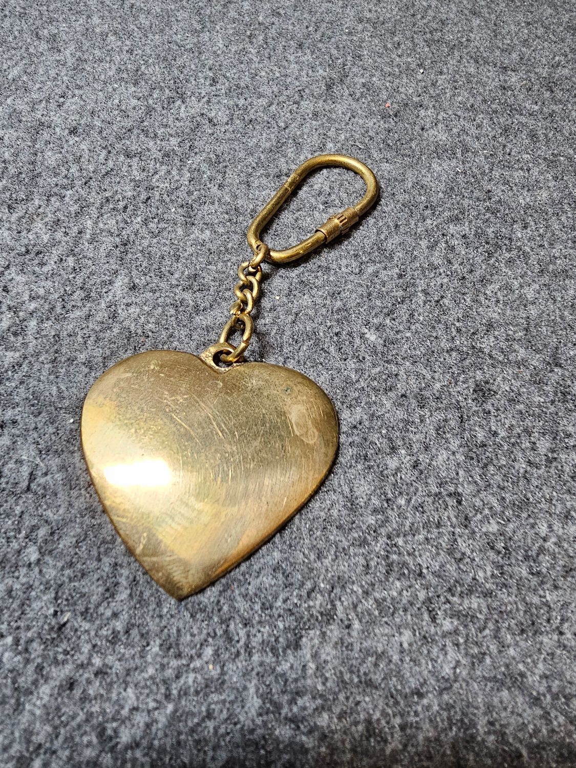 Brelok mosiężny serce