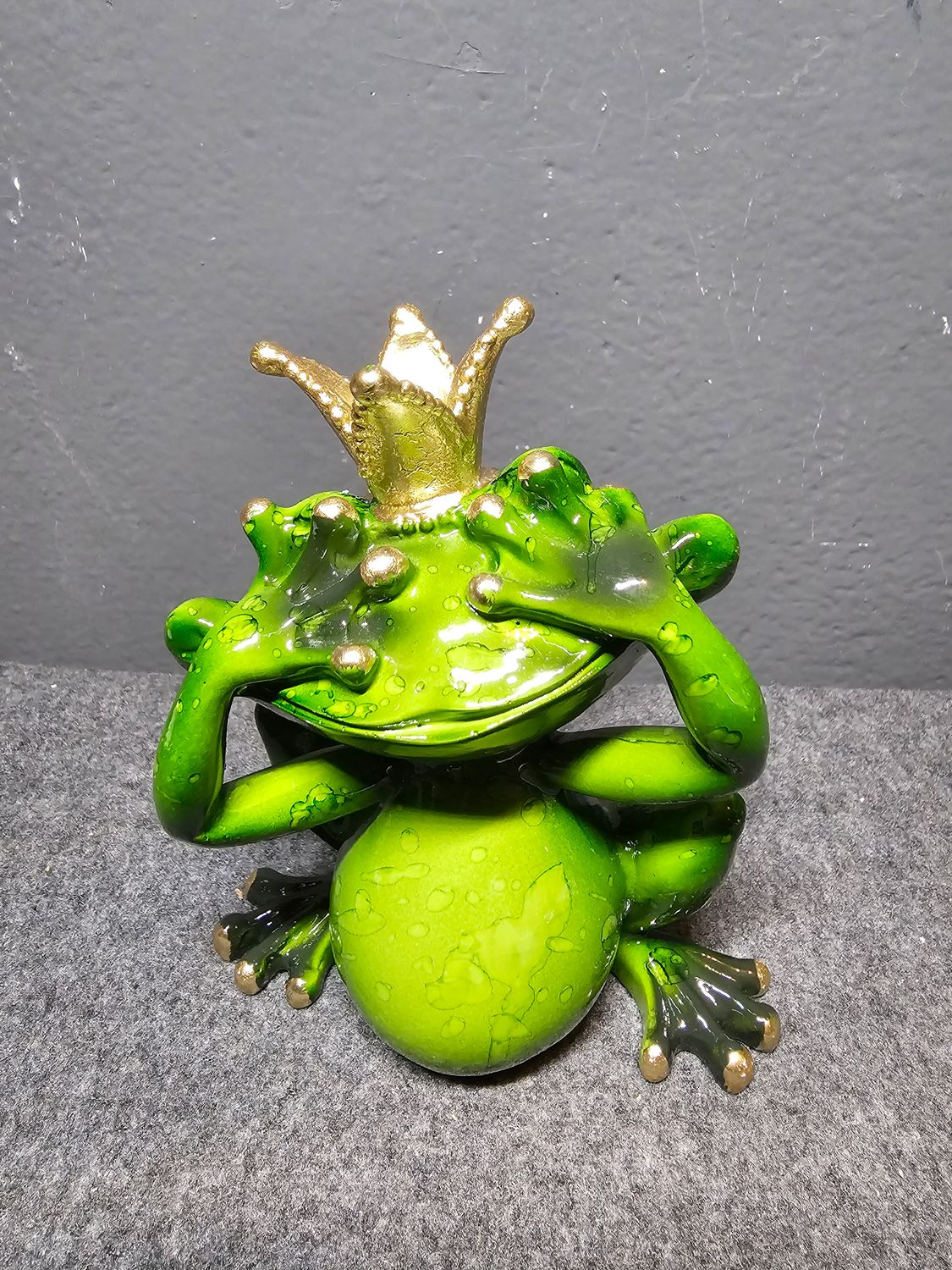 Żaba królowa nic nie widzę