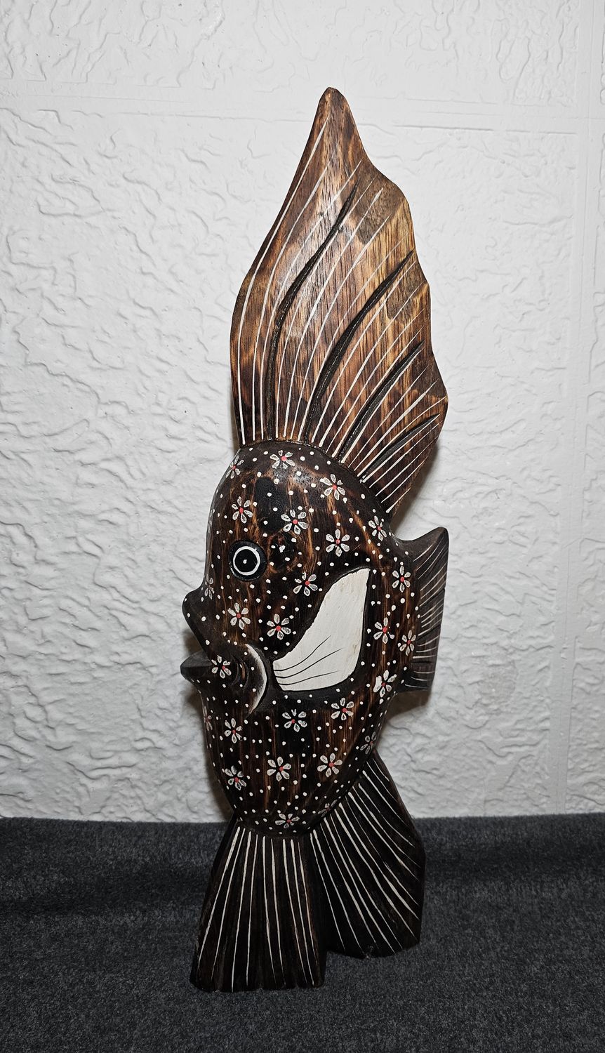 Drewniana ryba rzeźba