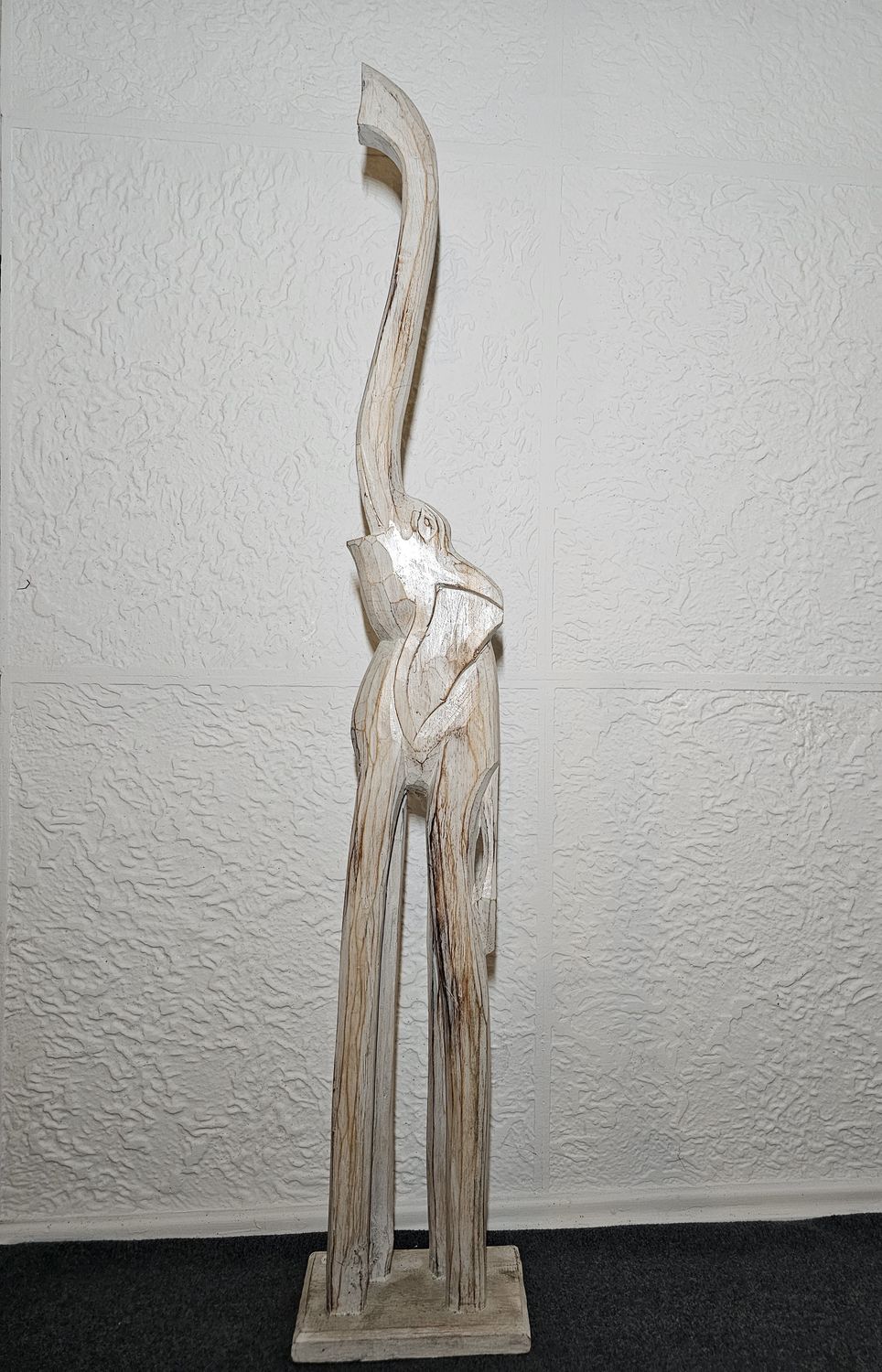 Słoń drewniany biały