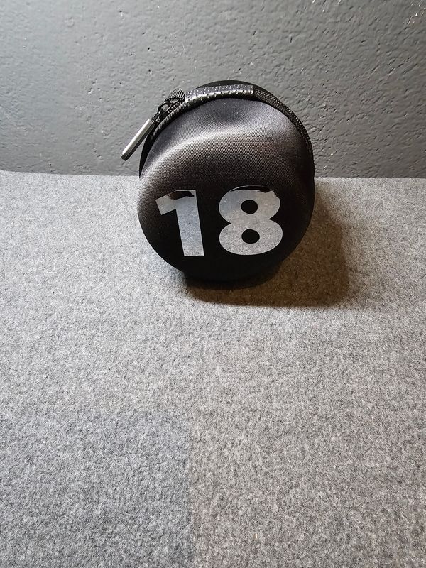 Szklanka w etui na 18 urodziny