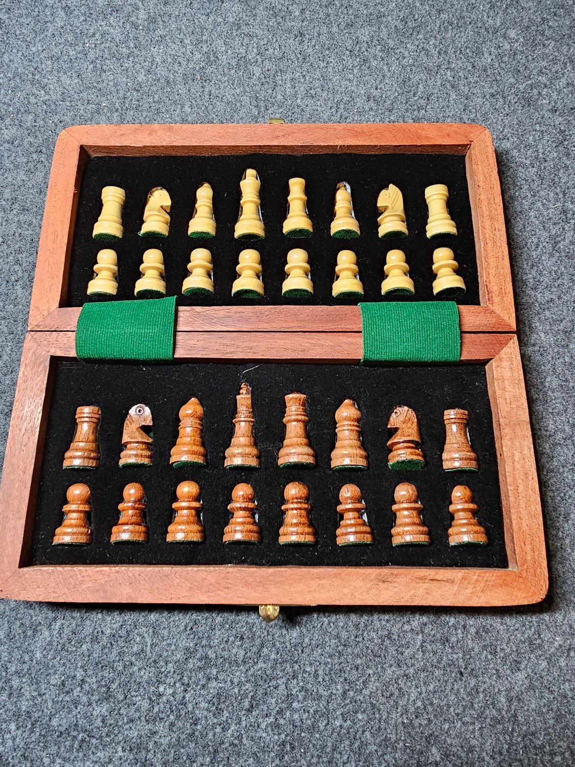 Szachy drewniane magnetyczne
