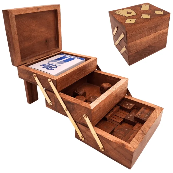 Zestaw gier w drewnianym pudełku