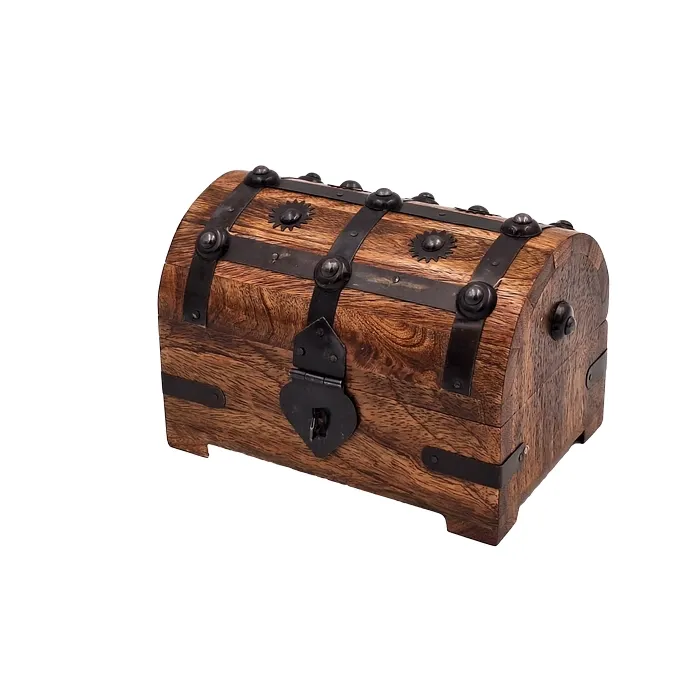 Drewniana skrzynka na skarby