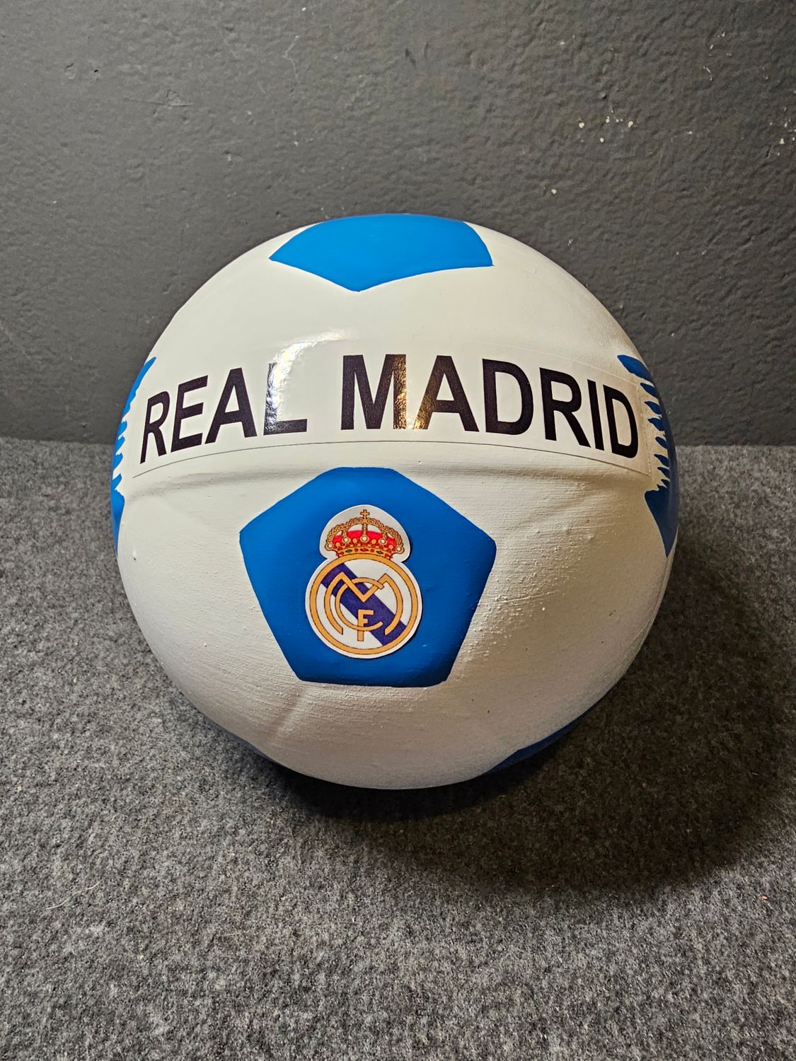 Skarbonka piłka Real Madryt 11x11cm