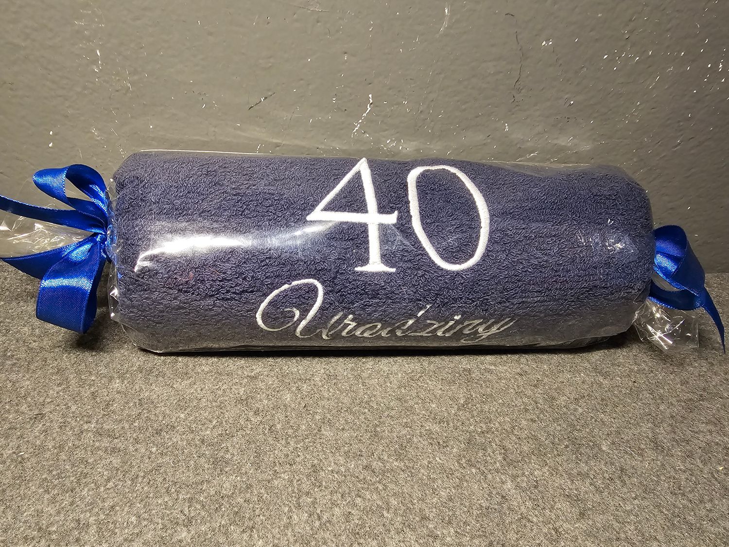 Ręcznik z haftem 40 lat