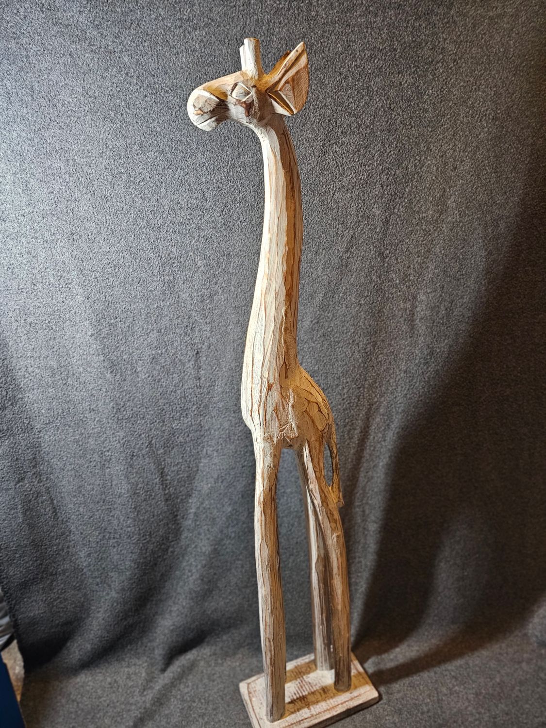 Żyrafa drewniana biała 100cm