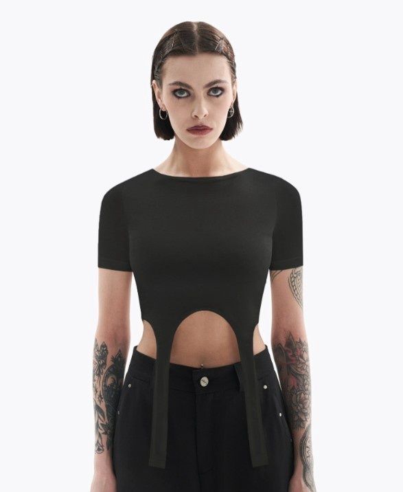 Crop top with garters