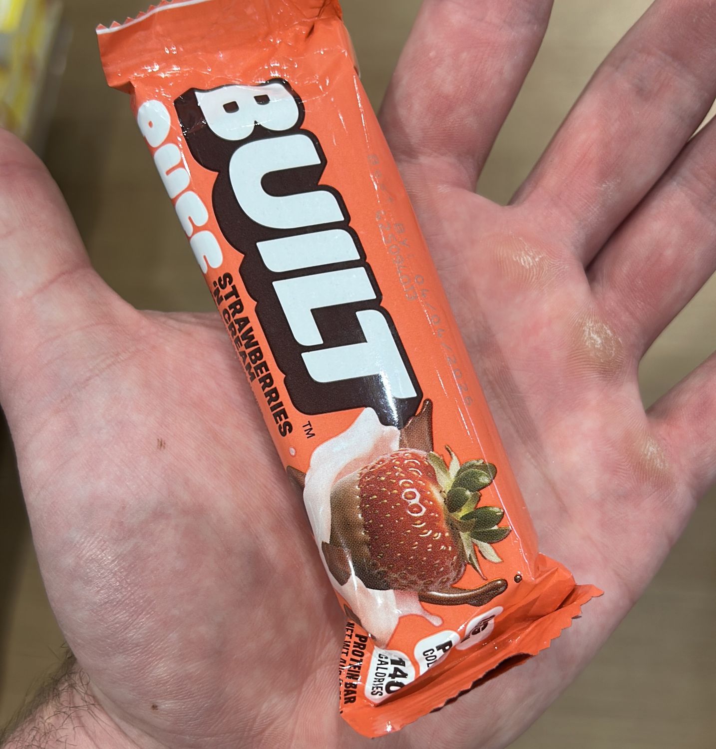 Built Bar Strawberry