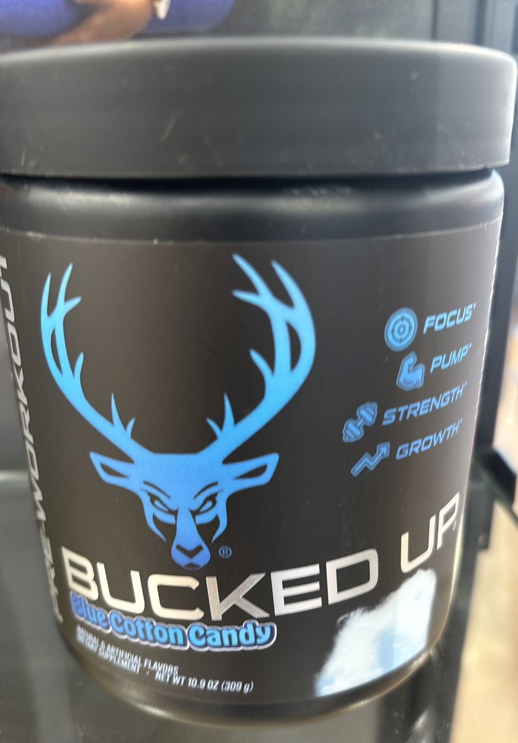 Bucked Up pre-workout Blue Cotton Candy 